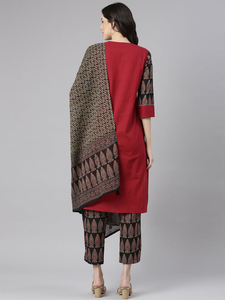 Neerus Maroon Solid Straight Kurta and Trousers With Dupatta