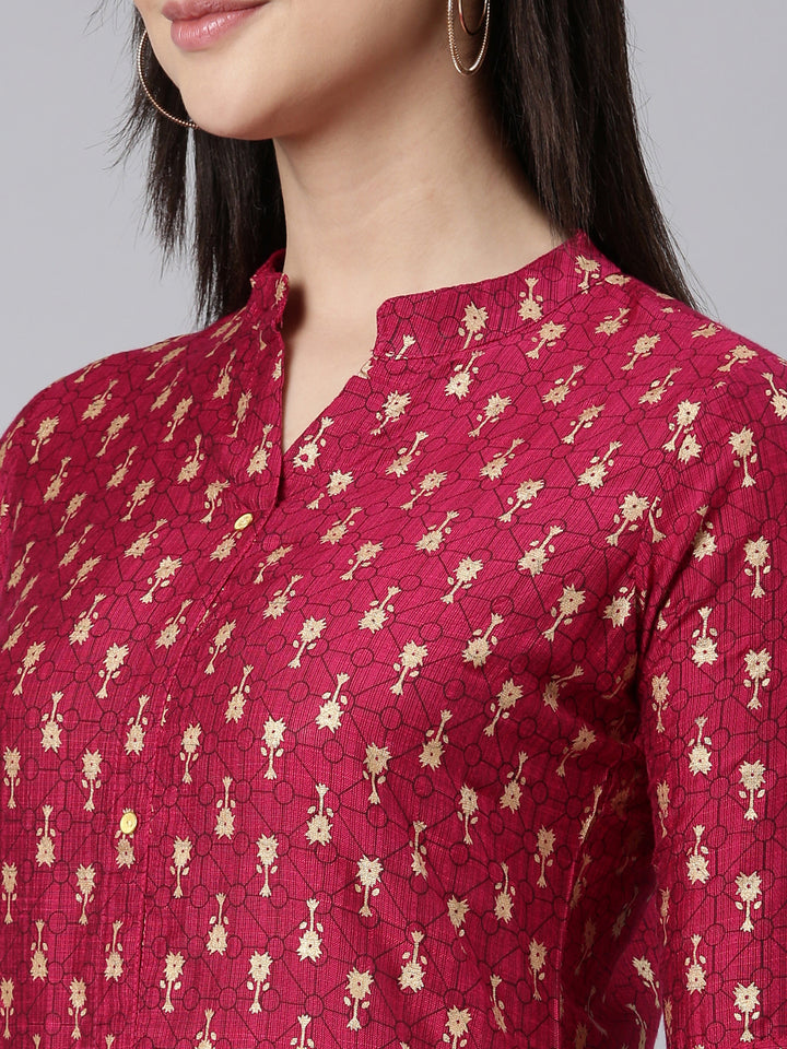 Neerus Pink Regular Straight Floral Kurtas