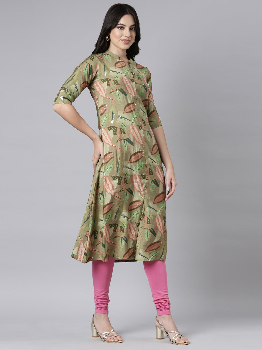 Neerus Green solid straight kurta - back view