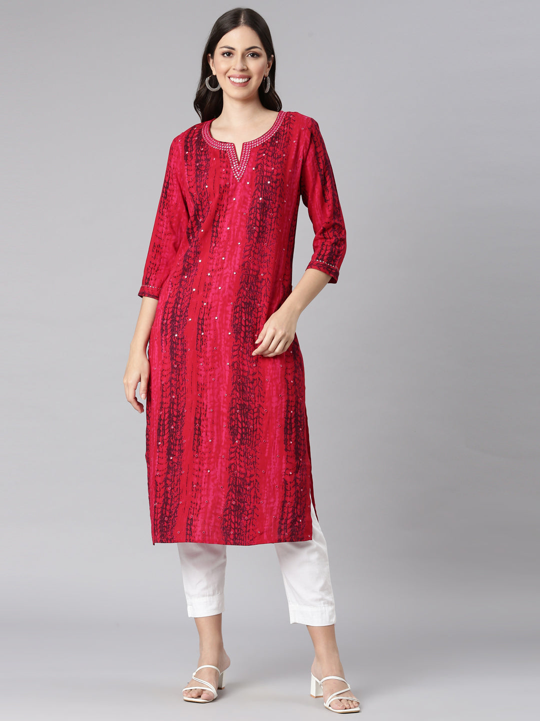Neerus Red rayon solid straight kurta - detail view 2