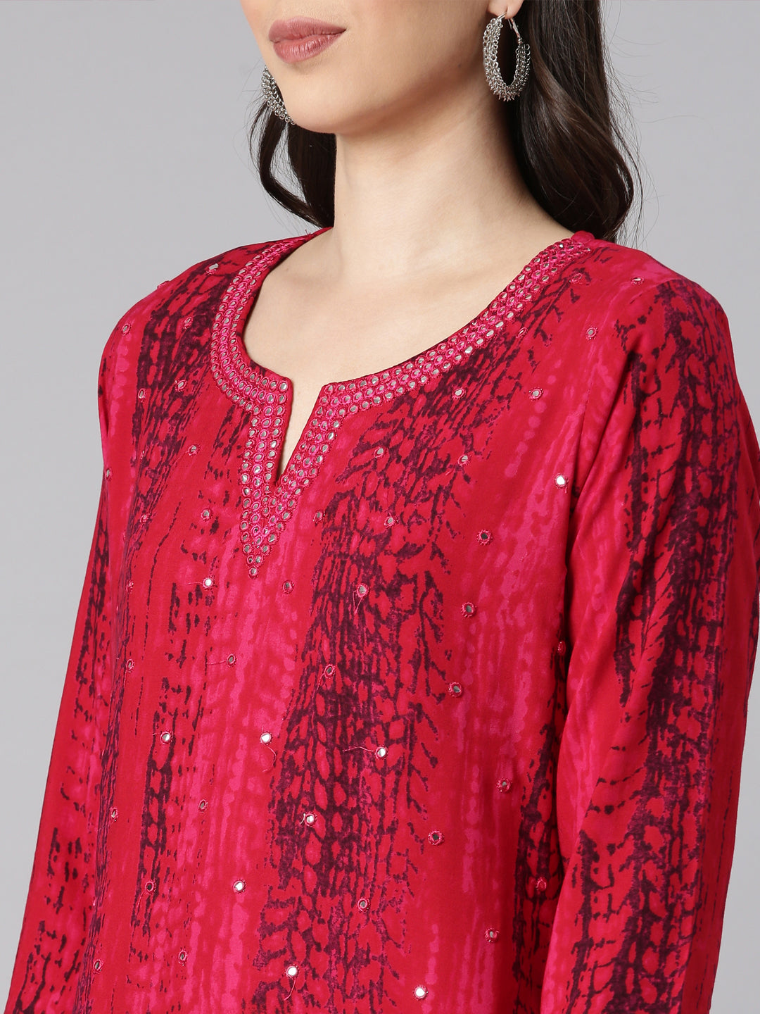 Neerus Red rayon solid straight kurta - detail view 1