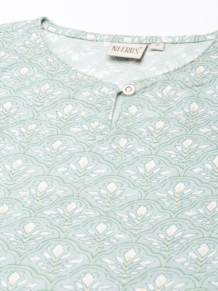 Neerus Green Straight Casual Floral Straight Kurtas