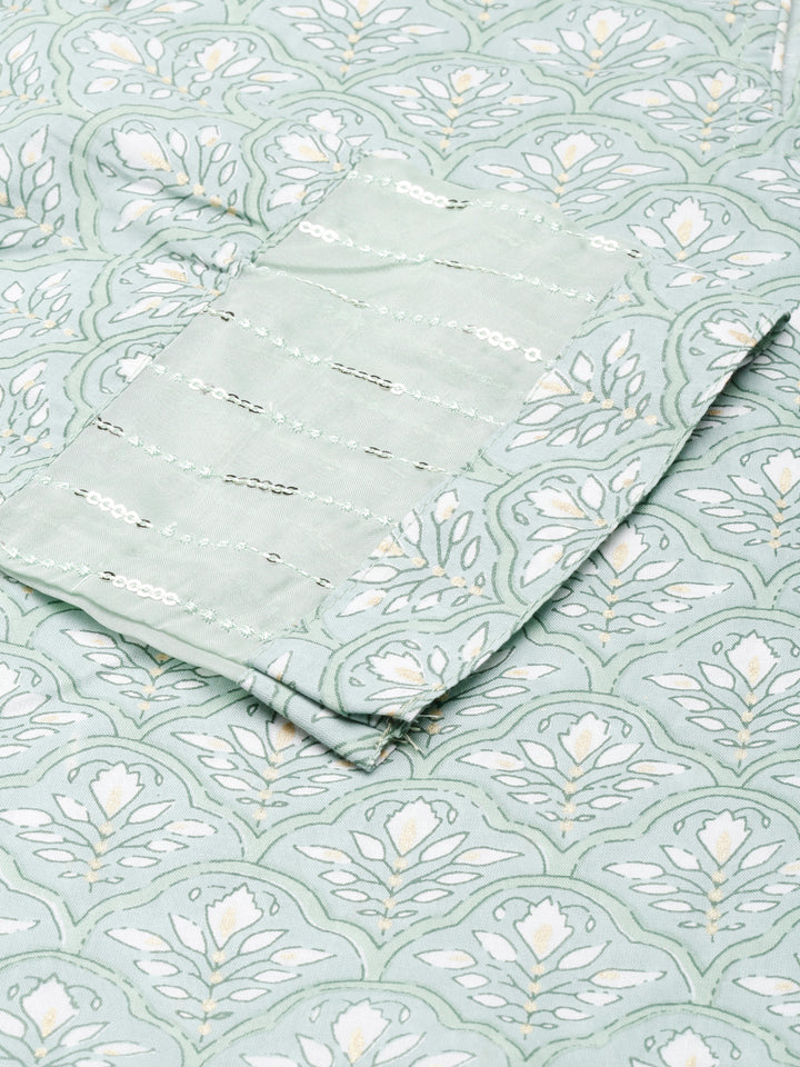 Neerus Green Straight Casual Floral Straight Kurtas