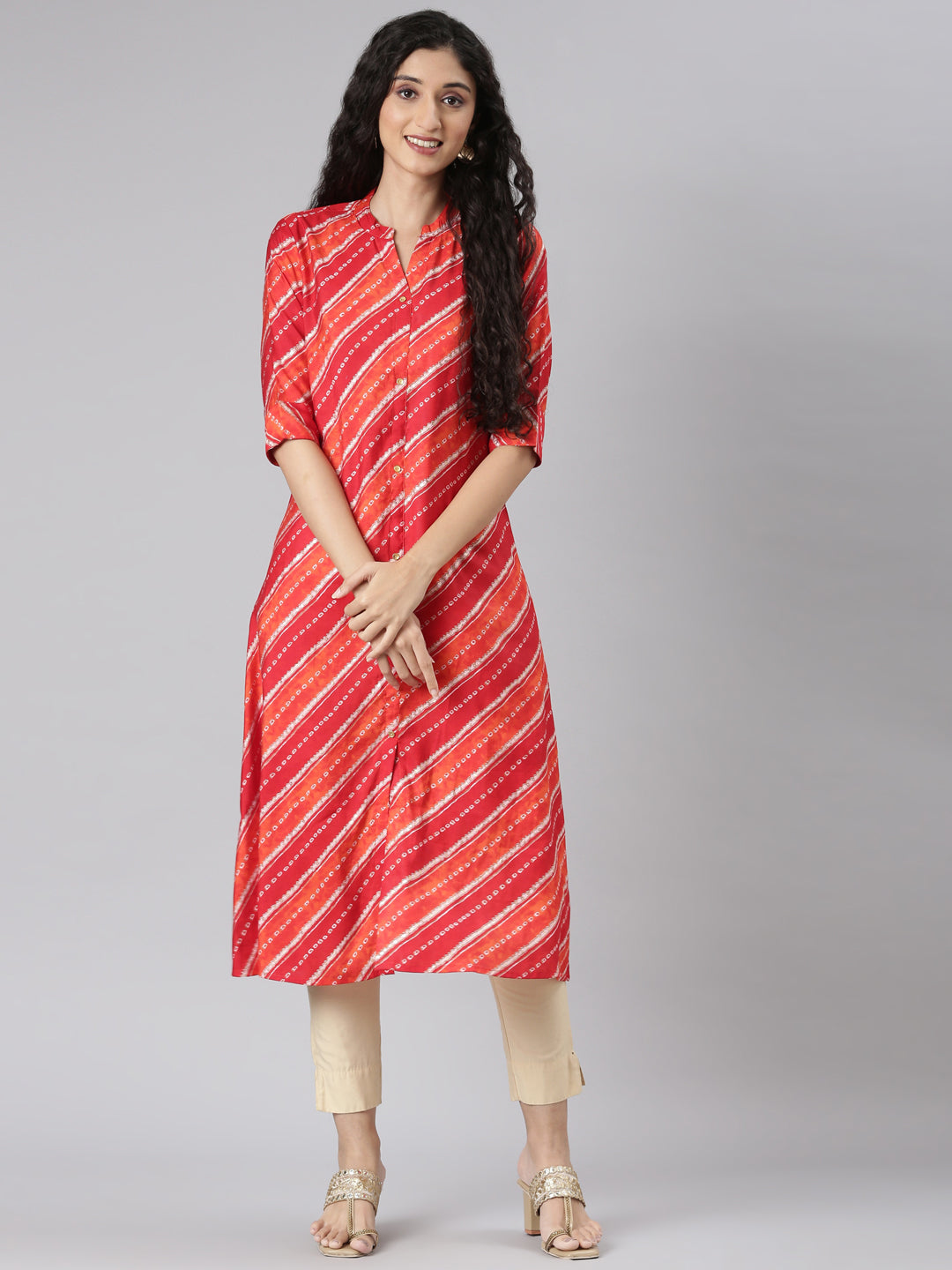 Neerus Orange modal printed straight kurta - detail view 3