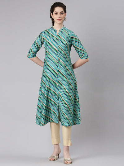 Neerus Green Straight Casual Panelled Kurtas