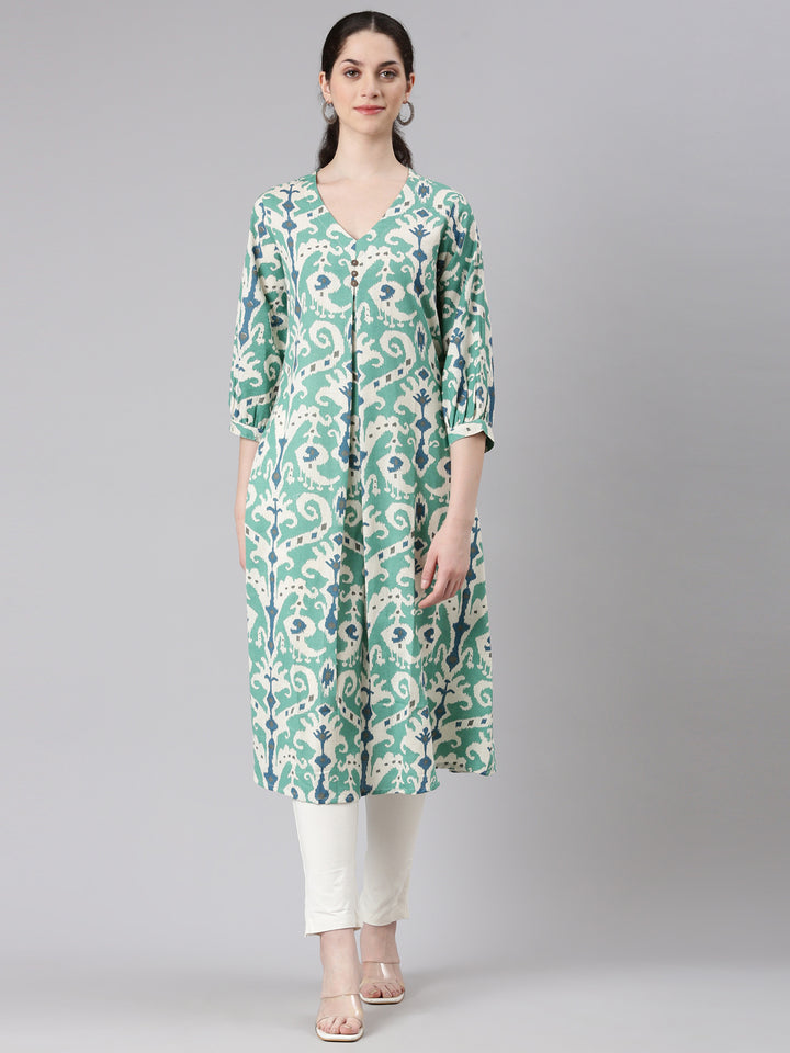 Neerus Green Curved Casual Tribal Panelled Kurtas