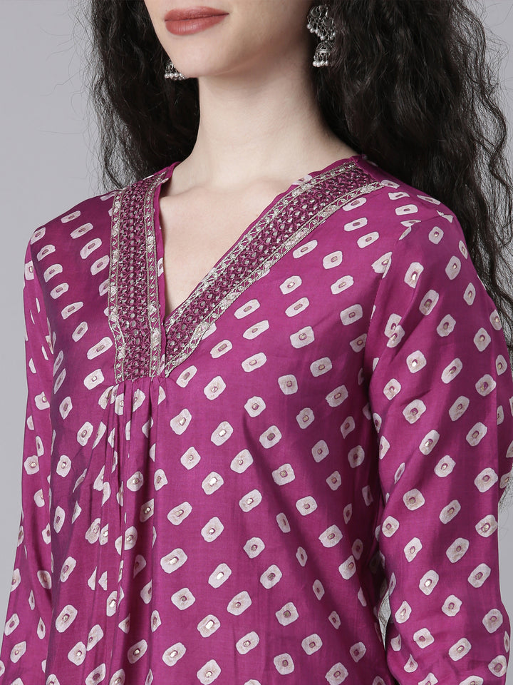 Neerus Purple cotton solid straight kurta - detail view 1
