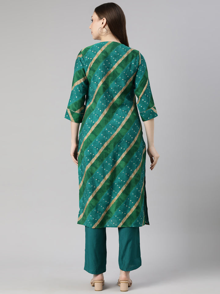 Neerus Green printed striped kurta set - side view