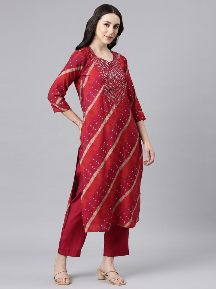 Neerus Pink cotton panelled straight kurta set - back view