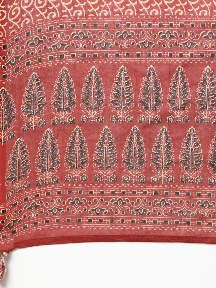 Neerus Black Regular Straight Solid Kurta And  Trousers With Dupatta