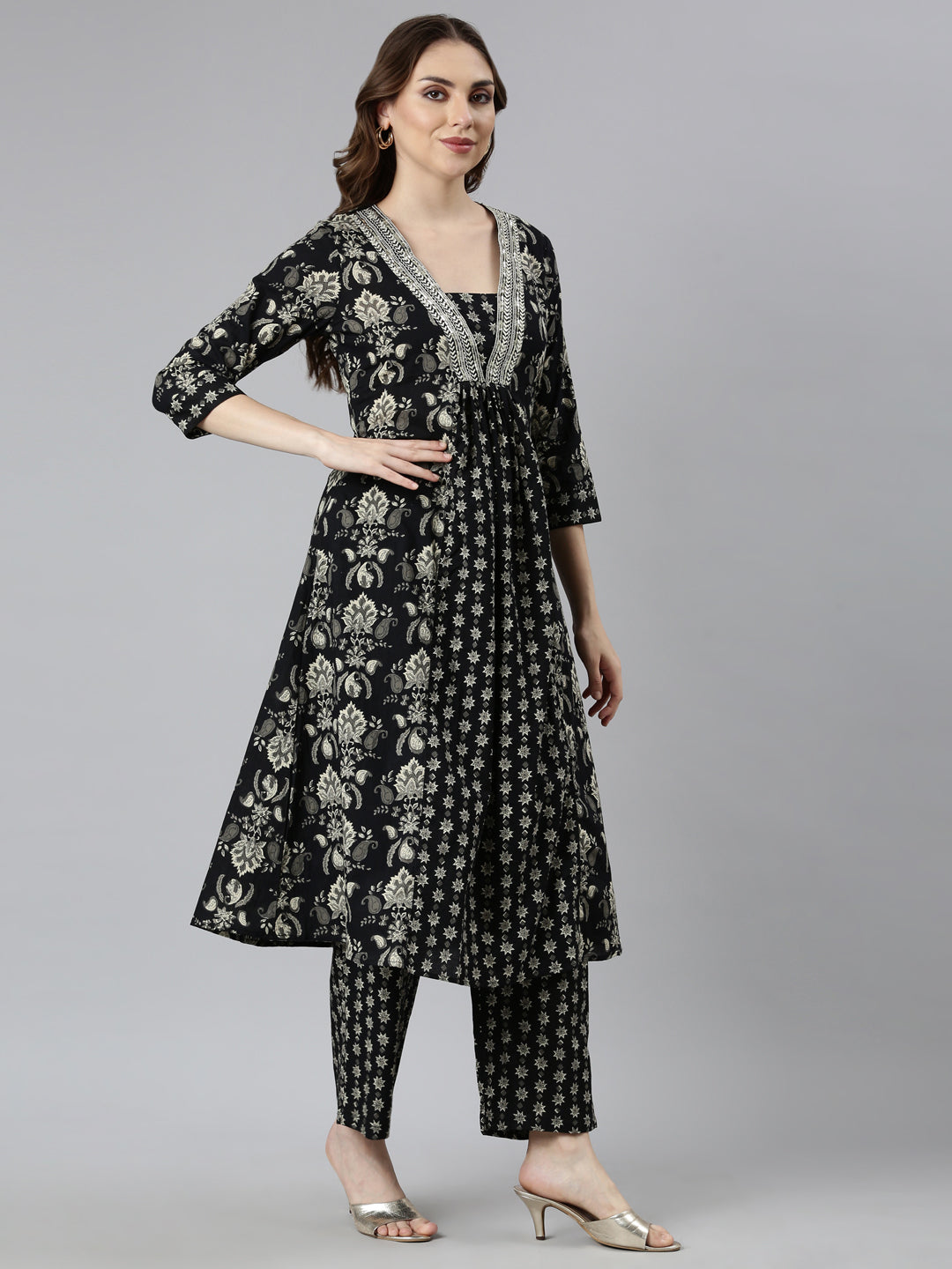 Neerus Black printed floral straight suit set - back view