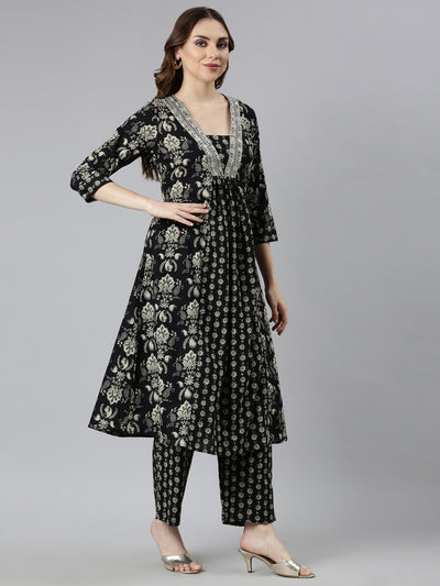 Neerus Black Regular Straight Floral Kurta And  Trousers With Dupatta