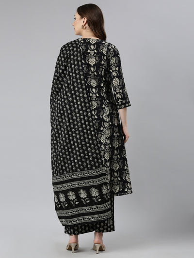 Neerus Black Regular Straight Floral Kurta And  Trousers With Dupatta
