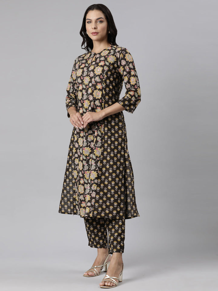Neerus Brown printed straight suit set panelled kurta with trouser and dupatta - side view