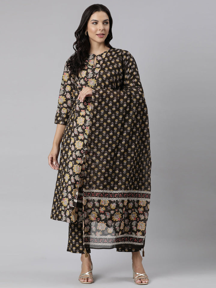 Neerus Brown printed straight suit set panelled kurta with trouser and dupatta - detail view 3