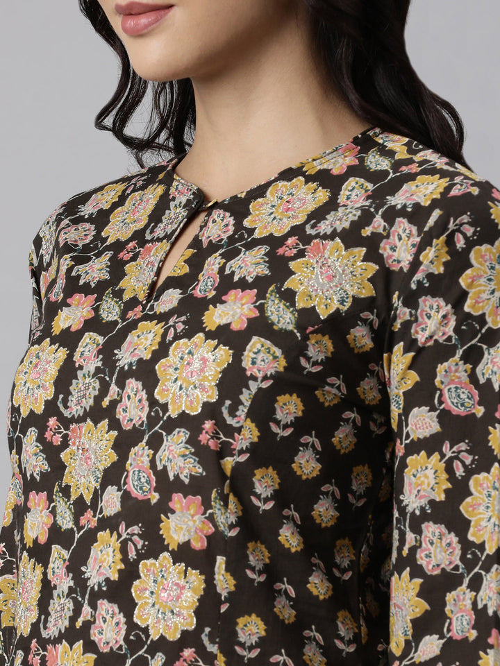 Neerus Brown printed straight suit set panelled kurta with trouser and dupatta - detail view 6