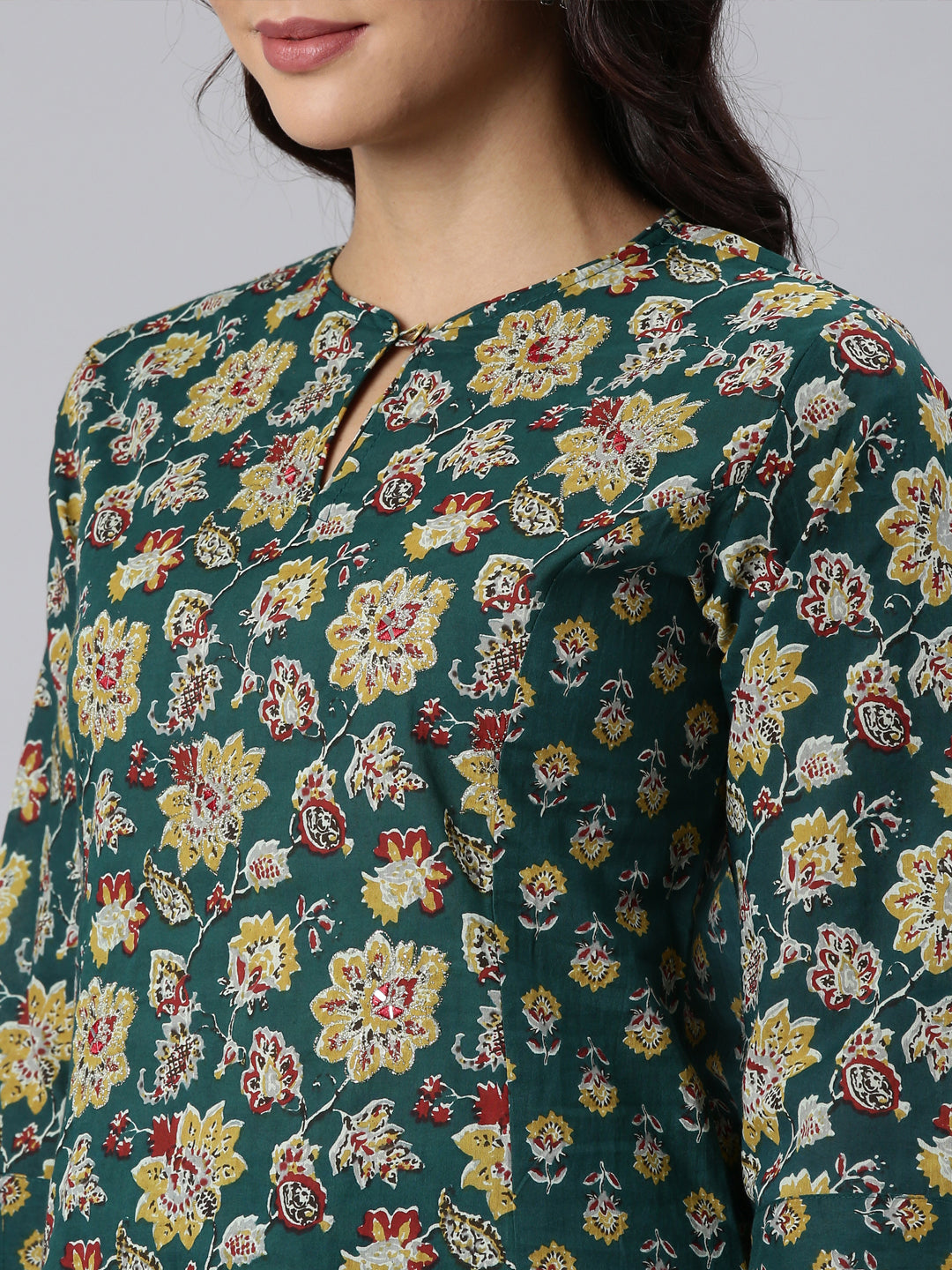 Neerus Green printed straight suit set panelled kurta with dupatta - detail view 2