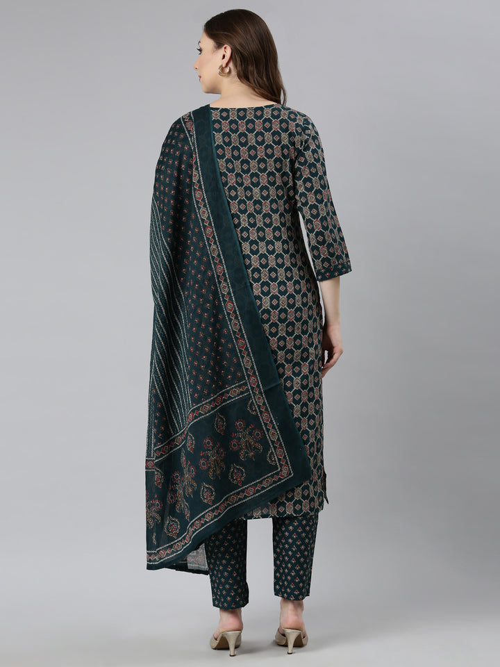 Neerus Green Regular Straight Geometric Kurta And  Trousers With Dupatta
