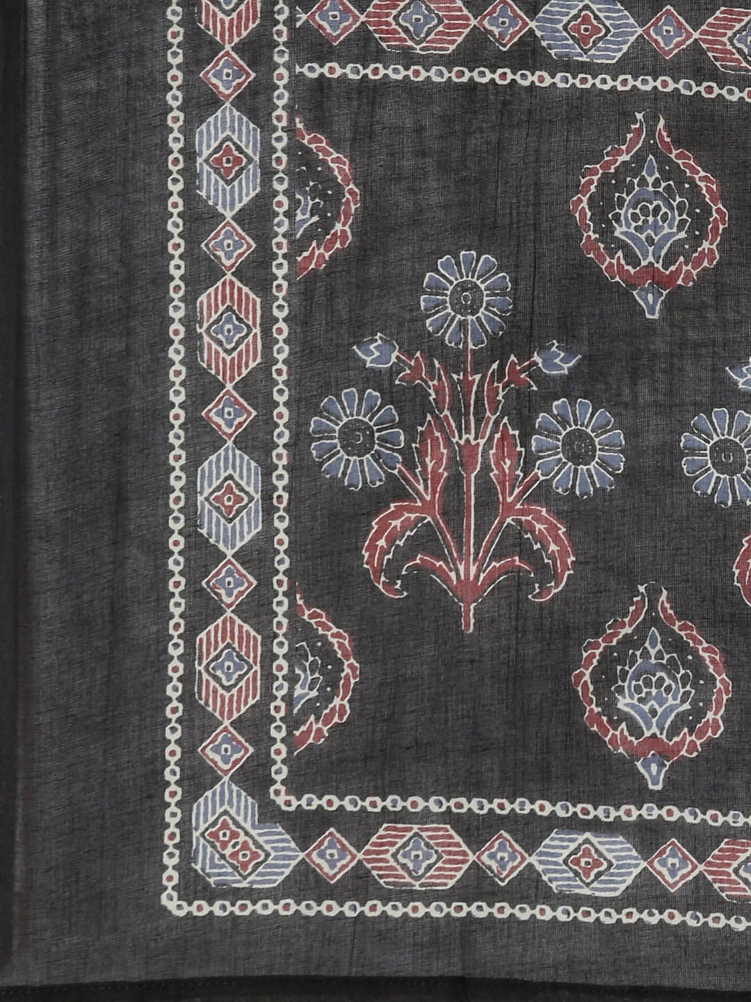 Neerus Black cotton printed straight suit set - detail view 3