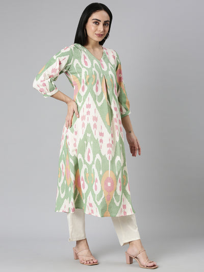 Neerus Green Regular Straight Printed Kurta and Trousers