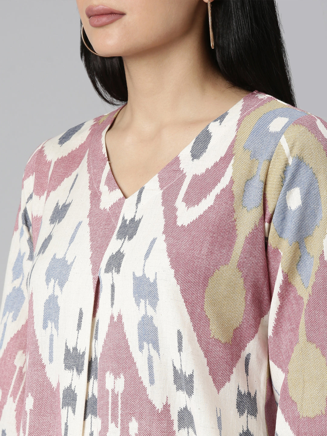 Neerus Pink printed straight kurta set with trouser - detail view 1
