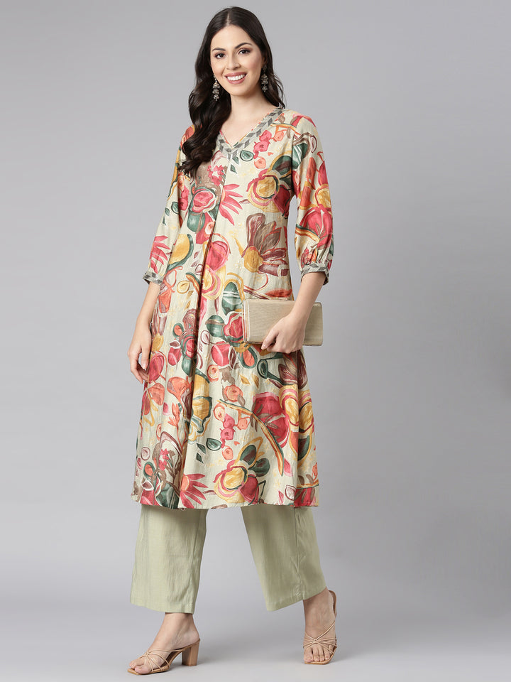 Neerus Green linen printed kurta set - detail view 2