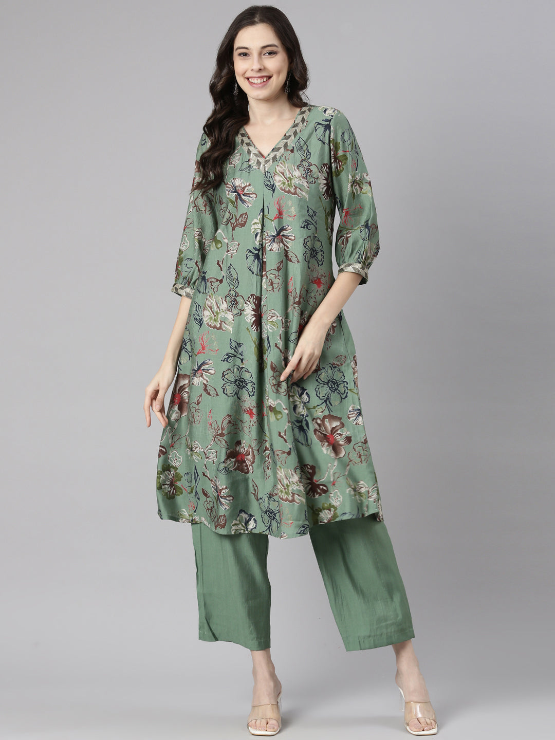 Neerus Green Printed Straight Kurta and Trousers