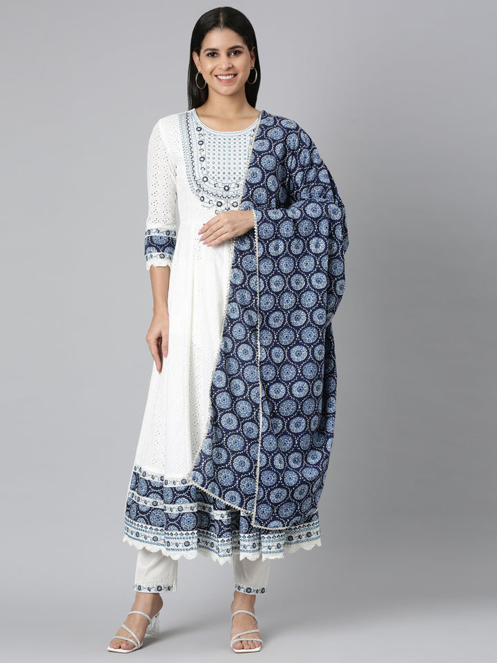 Neerus White cotton solid pleated suit set - front view