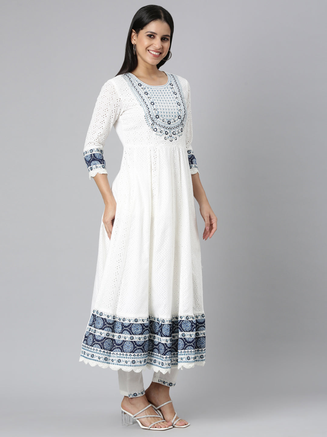 Neerus White cotton solid pleated suit set - back view
