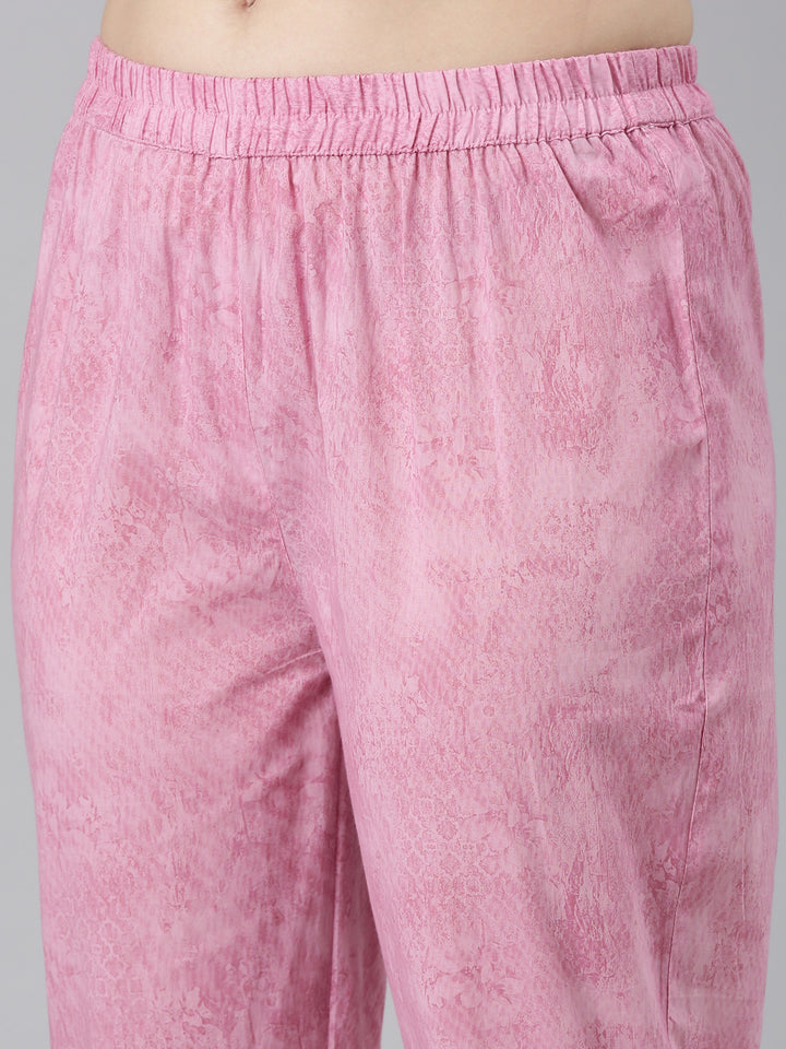 Neerus Pink cotton printed suit set - detail view 3
