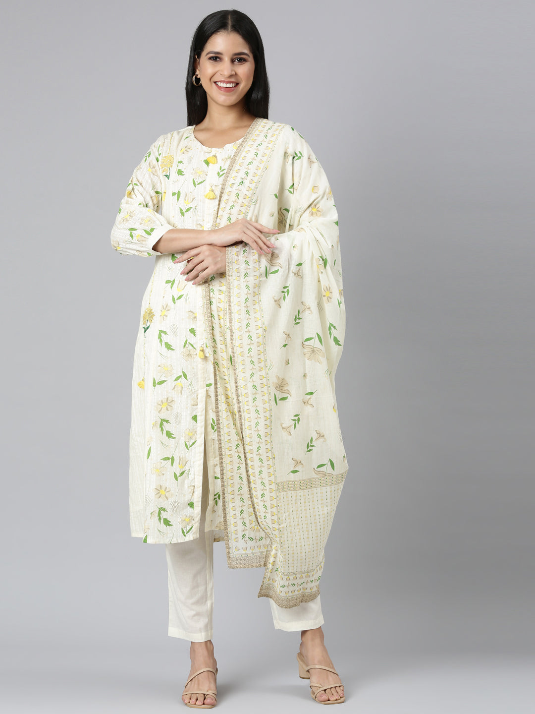 Neerus White printed straight suit set - front view
