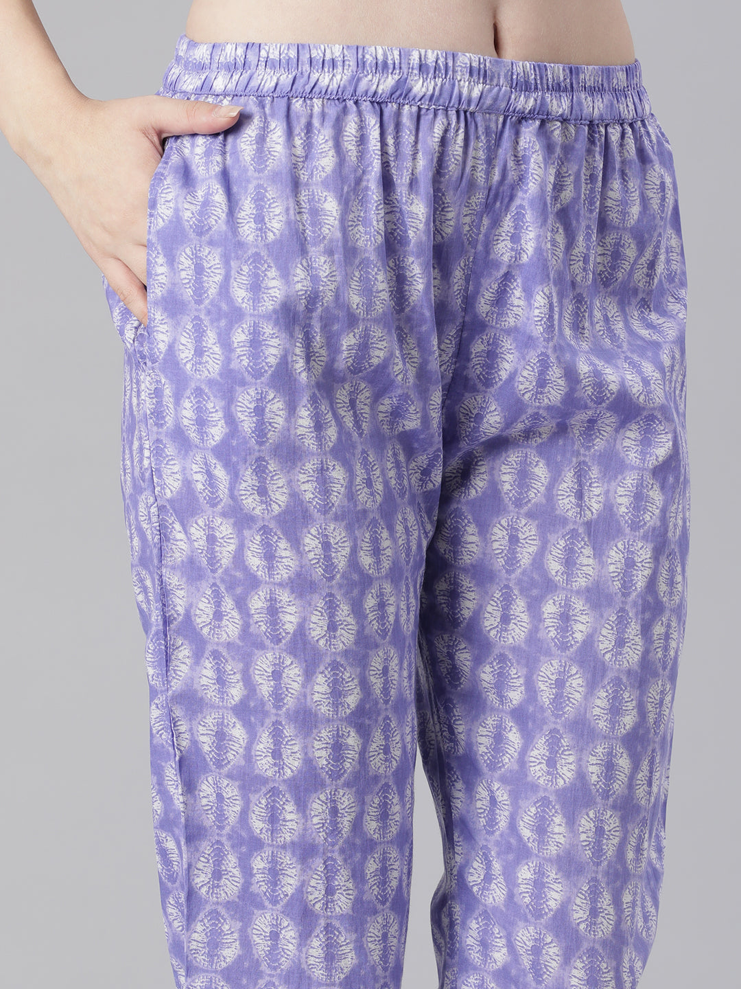 Neerus Lavender Printed Straight Kurta and Trousers With Dupatta