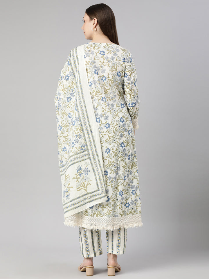 Neerus Green rayon printed suit set - side view