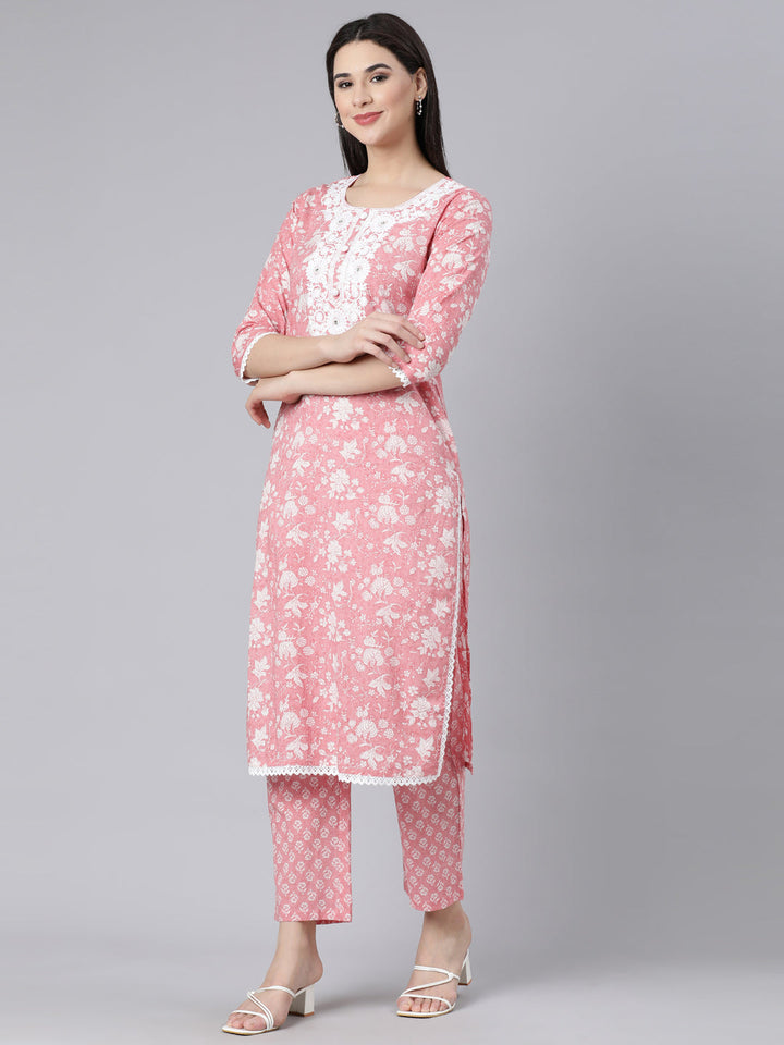 Neerus Pink cotton printed suit set - back view