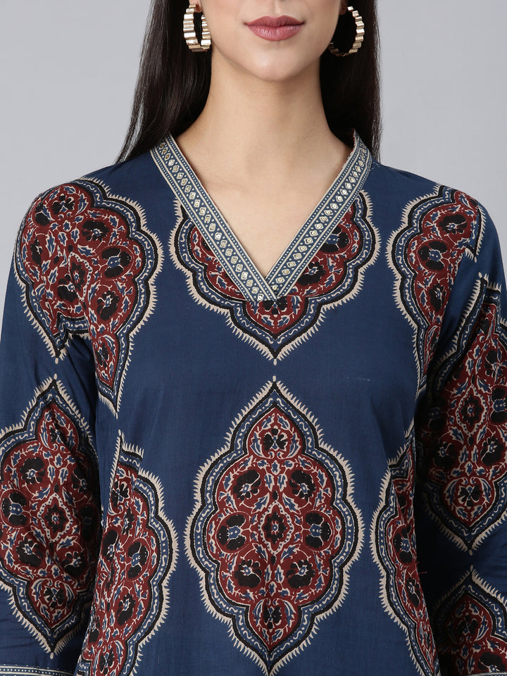 Neerus Blue Printed Straight Kurta and Trousers