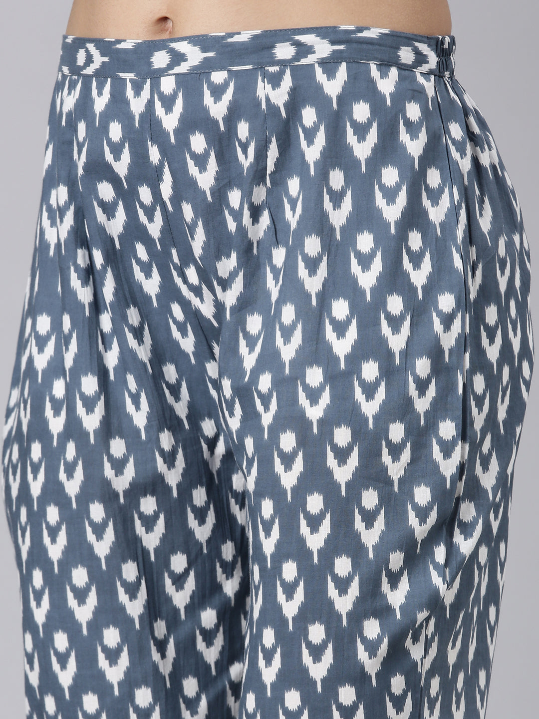 Neerus Grey Printed Straight Kurta and Trousers