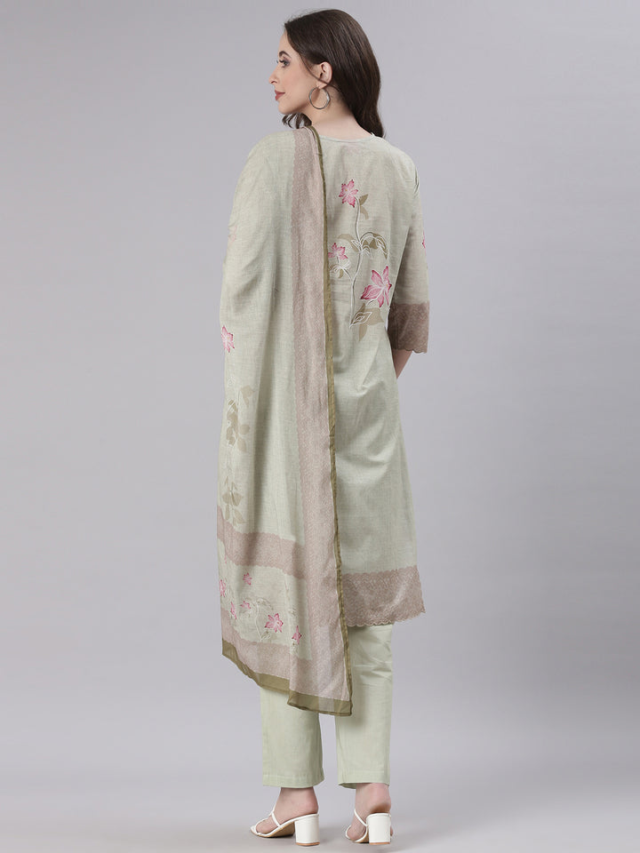 Neerus Green Solid Straight Kurta and Trousers With Dupatta