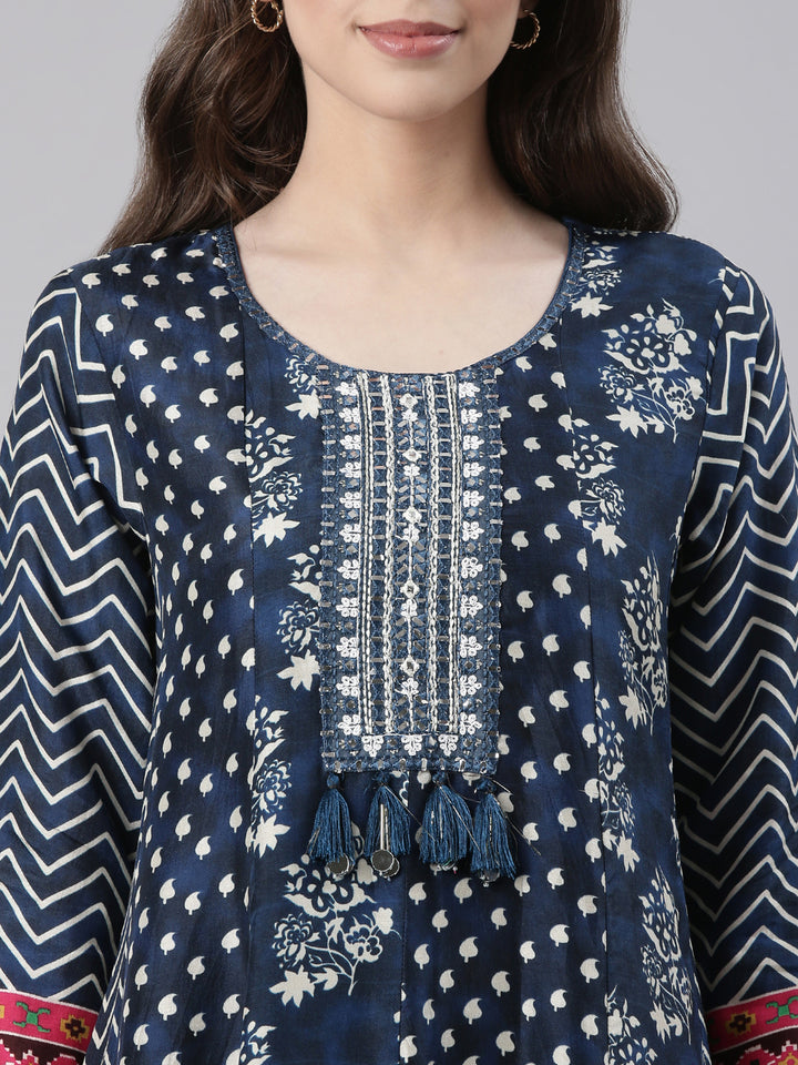 Neerus Blue Casual Floral Maxi Dresses