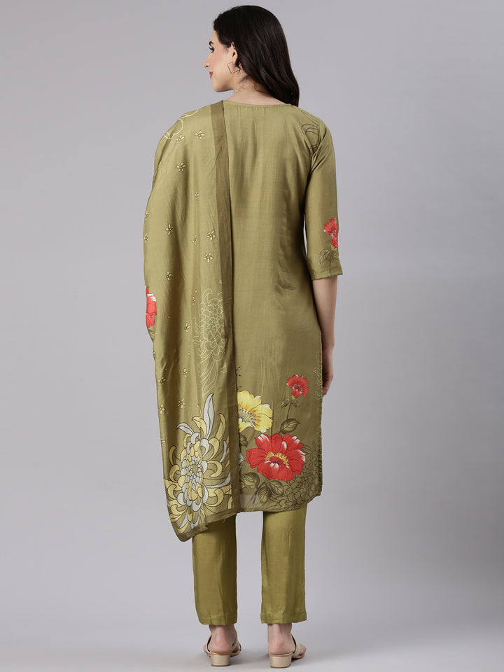 Mehadi Green Muslin Digital Print Three Piece Set