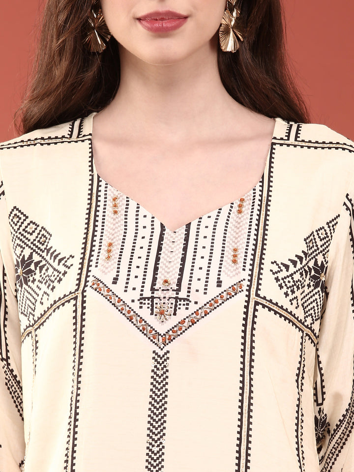 Cream Muslin Digital Print Three Piece Set