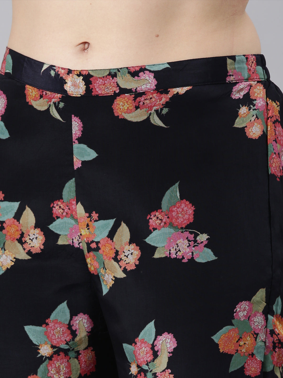 Neerus Blue printed pleated kurta set - detail view 3