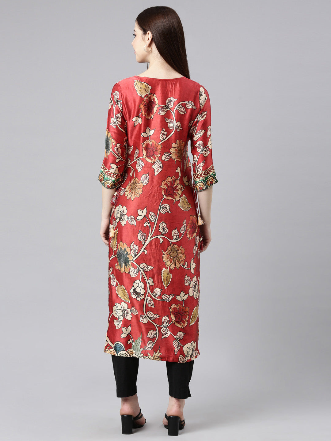 Neerus Orange Straight Casual Floral Straight Kurtas