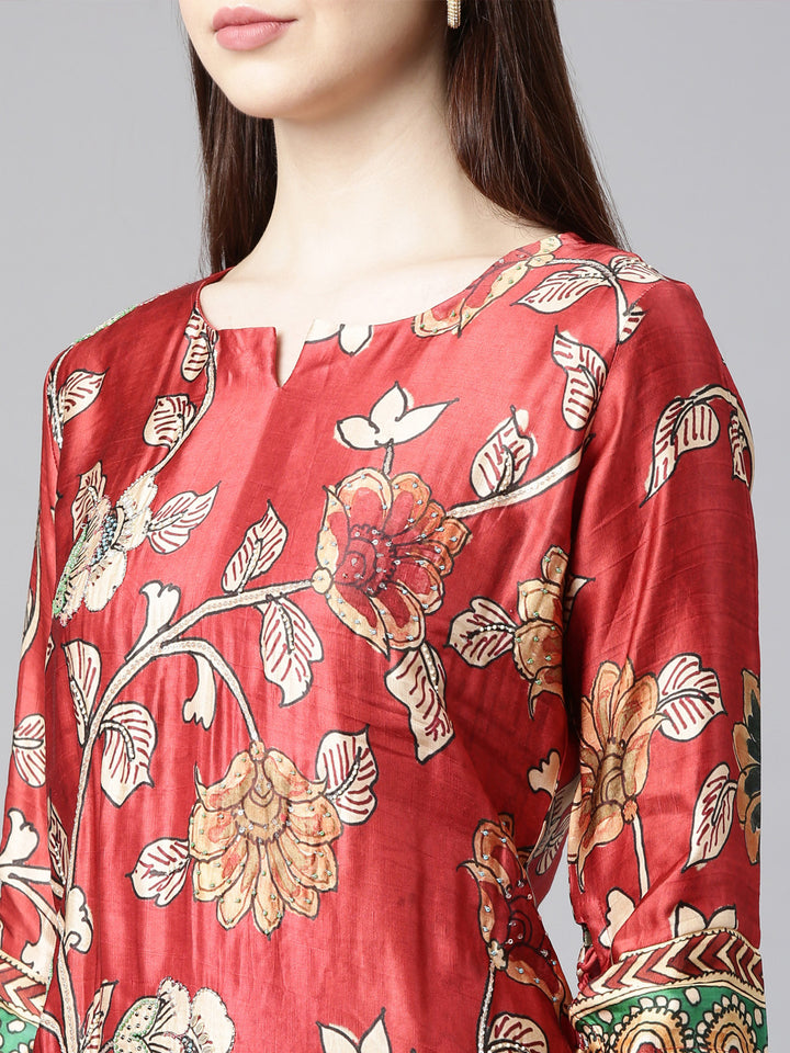 Neerus Orange Straight Casual Floral Straight Kurtas