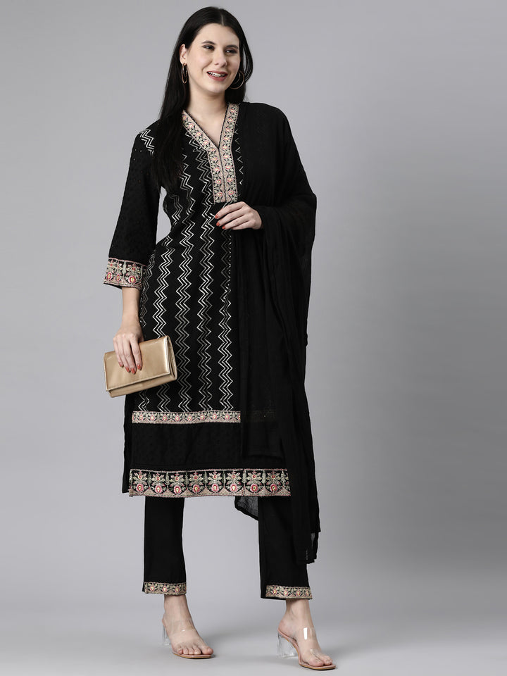 Neerus Black Casual Chevron Straight Kurta and Trousers With Dupatta