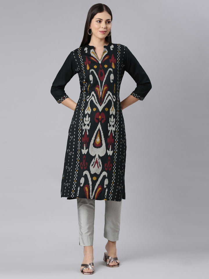 Neerus Green rayon printed straight kurta - front view
