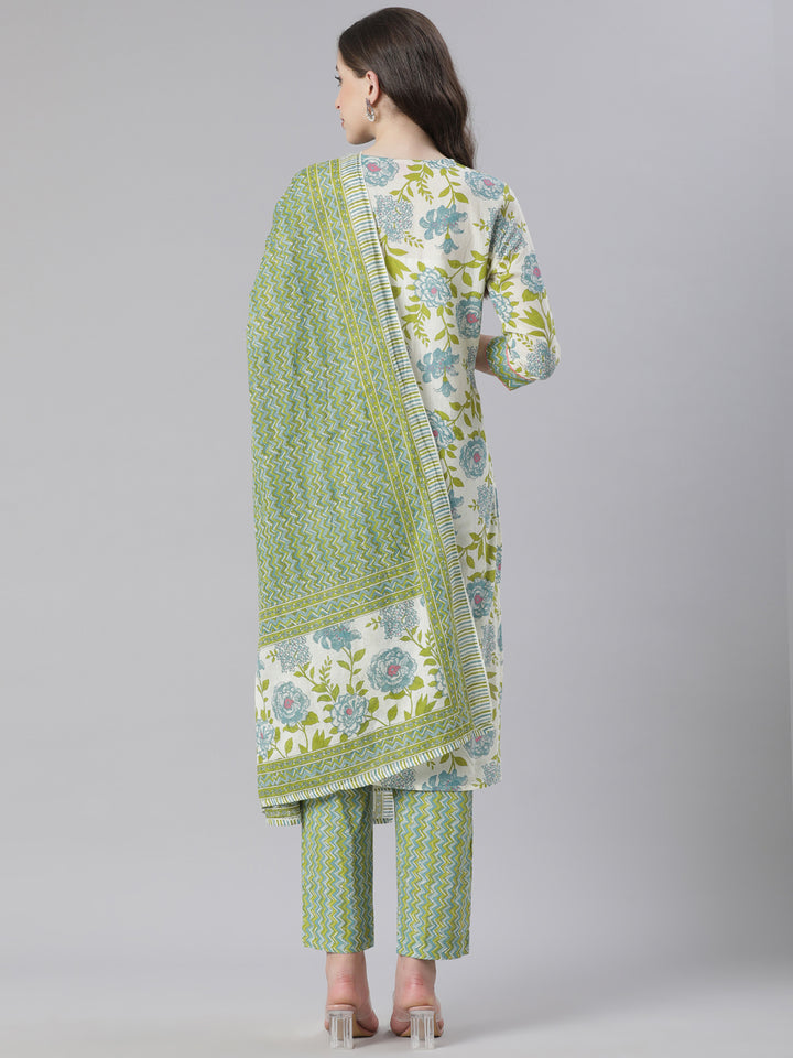 Neerus Green Printed Straight Kurta and Trousers With Dupatta