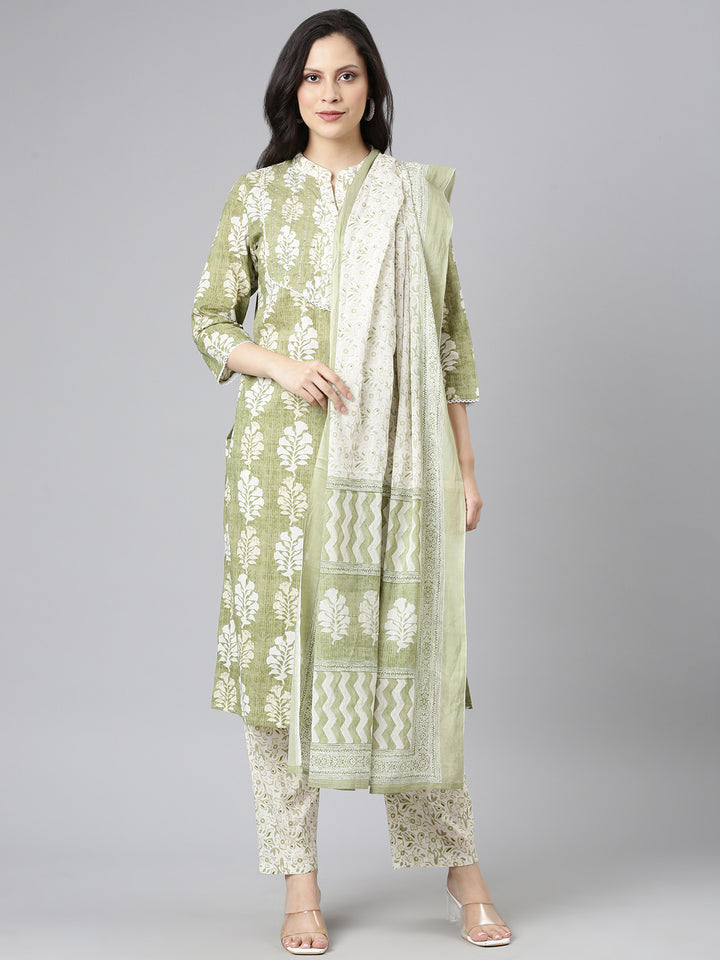 Neerus Green Yoke Design Straight Kurta and Trousers With Dupatta