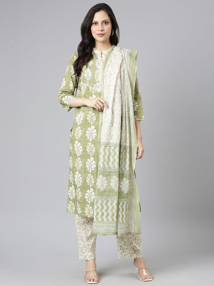 Neerus Green Yoke Design Straight Kurta and Trousers With Dupatta