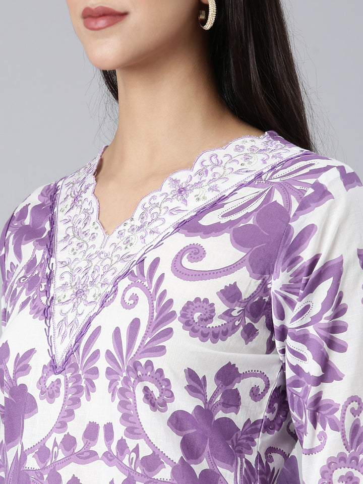 Neerus Lavender Printed Straight Kurta and Trousers With Dupatta