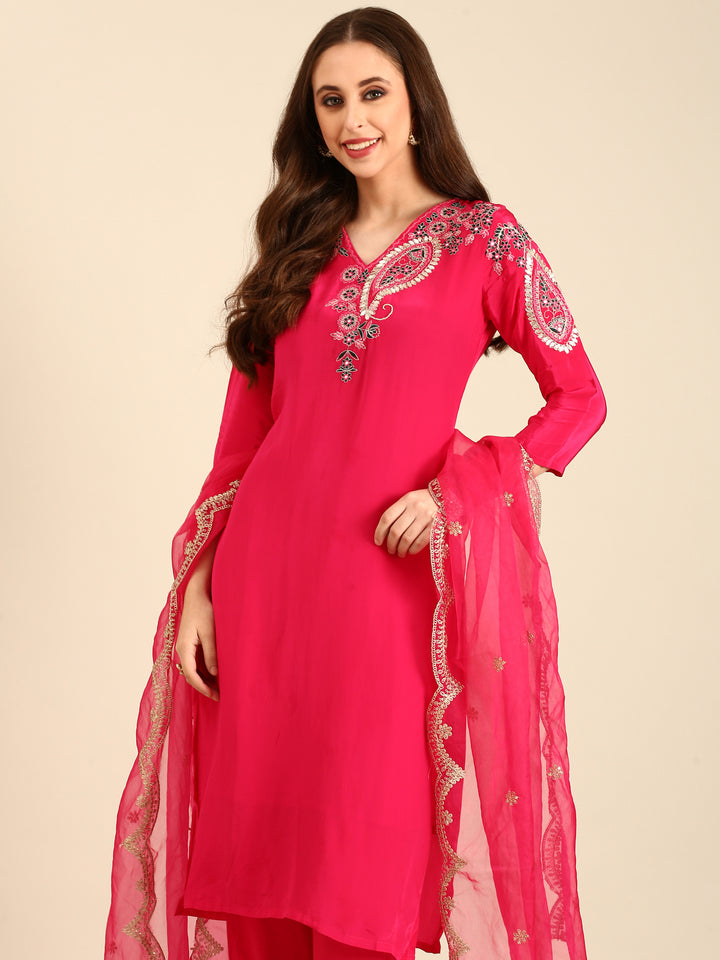 Pink Crepe suit with embroidery work